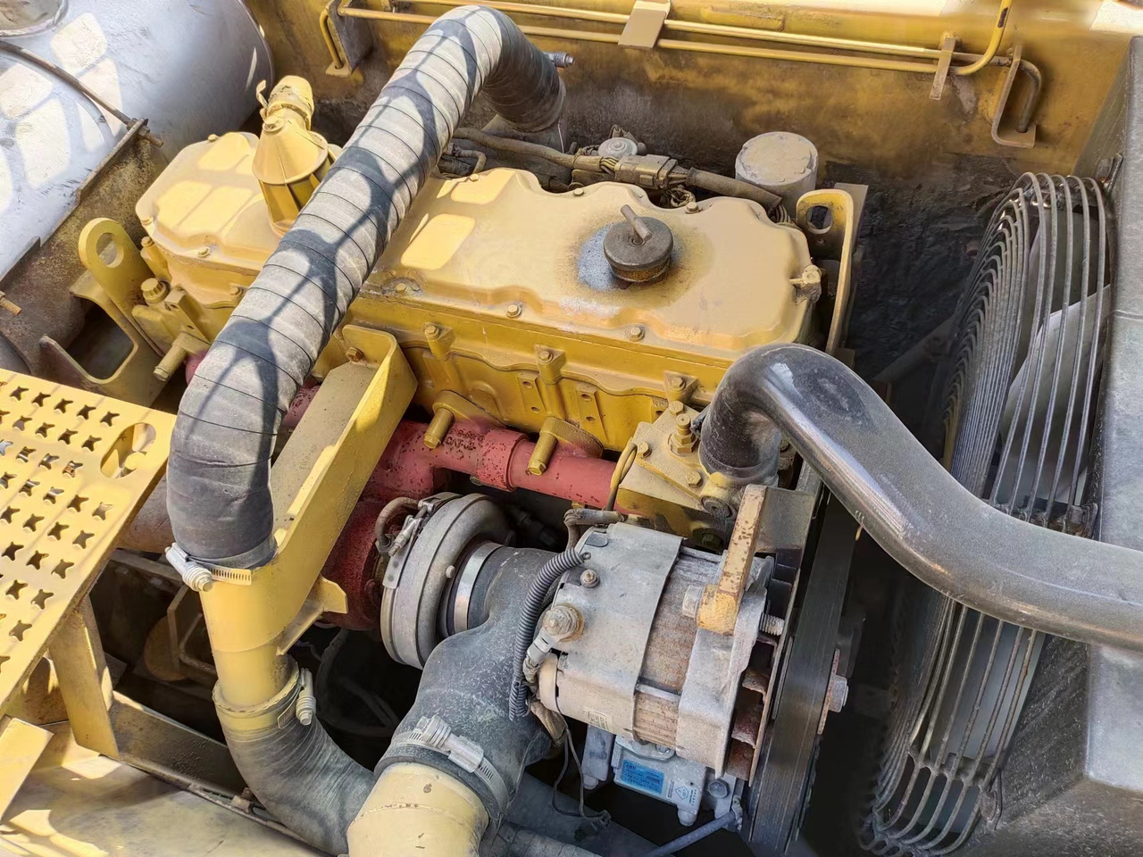 CAT 325CL - حفار زحاف: صورة 4 CAT 325CL - حفار زحاف: صورة 4