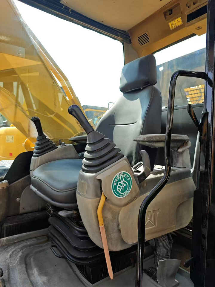 حفار زحاف CAT 330D2: صورة 6 حفار زحاف CAT 330D2: صورة 6