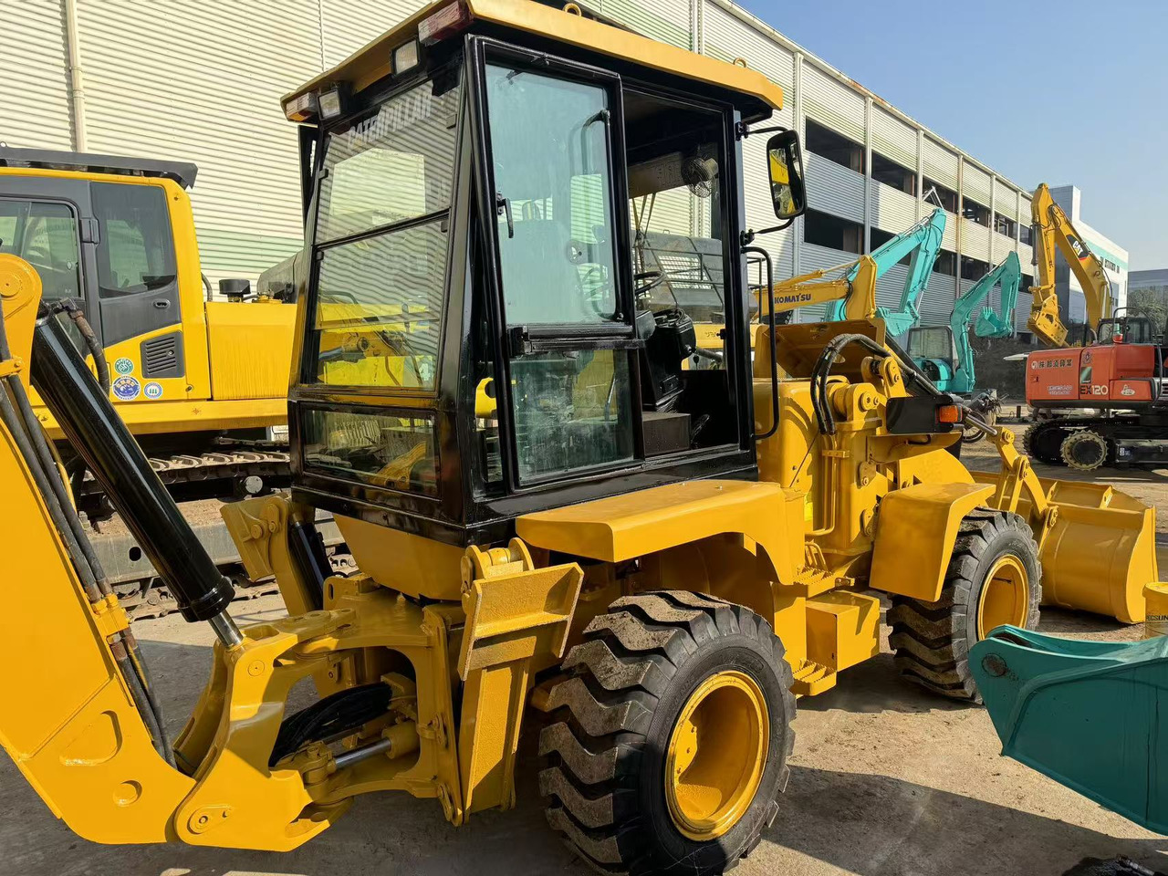 CAT 420F CHINA MADE - جرافة حفار: صورة 2 CAT 420F CHINA MADE - جرافة حفار: صورة 2