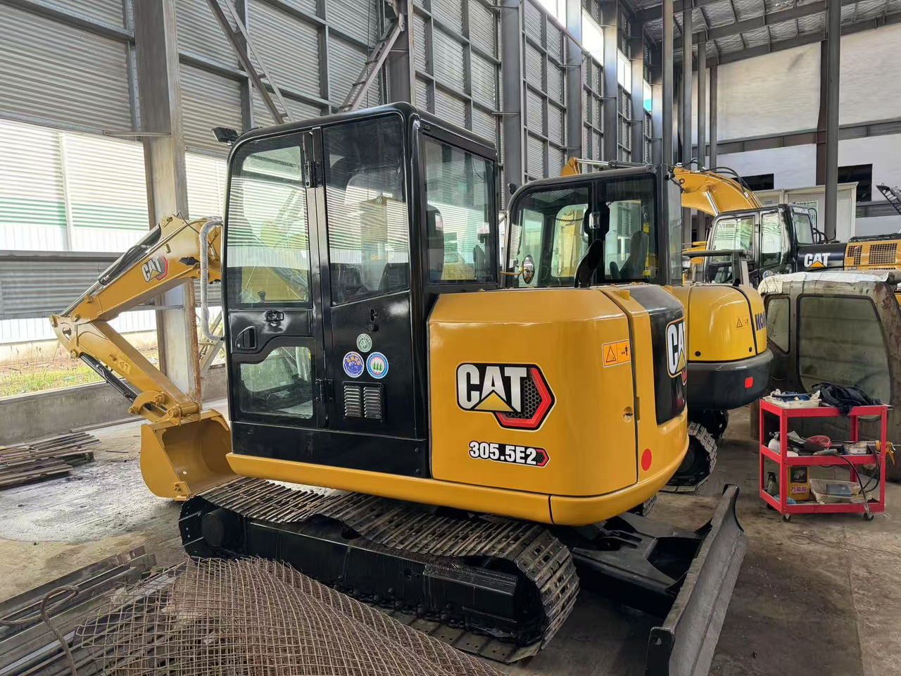 CATERPILLAR 305.5E2 CAT 305 308 306 307 - حفارة مُصَّغرة: صورة 2 CATERPILLAR 305.5E2 CAT 305 308 306 307 - حفارة مُصَّغرة: صورة 2