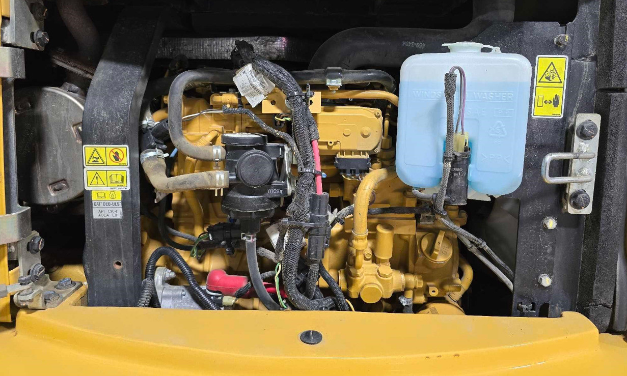 حفارة مُصَّغرة CATERPILLAR 305.5E2: صورة 6