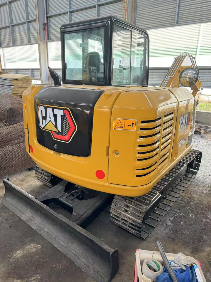 CATERPILLAR 305.5E2 - حفارة مُصَّغرة: صورة 2 CATERPILLAR 305.5E2 - حفارة مُصَّغرة: صورة 2
