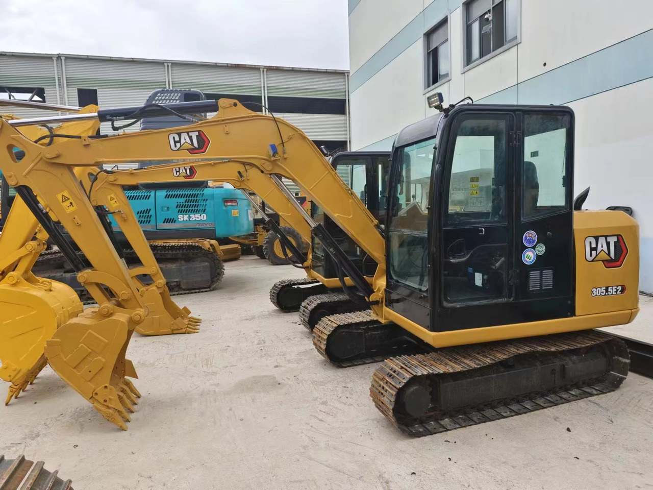 CATERPILLAR 305.5e2 - حفار زحاف: صورة 2 CATERPILLAR 305.5e2 - حفار زحاف: صورة 2