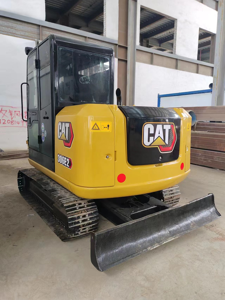 CATERPILLAR 306E2 - حفارة مُصَّغرة: صورة 5 CATERPILLAR 306E2 - حفارة مُصَّغرة: صورة 5
