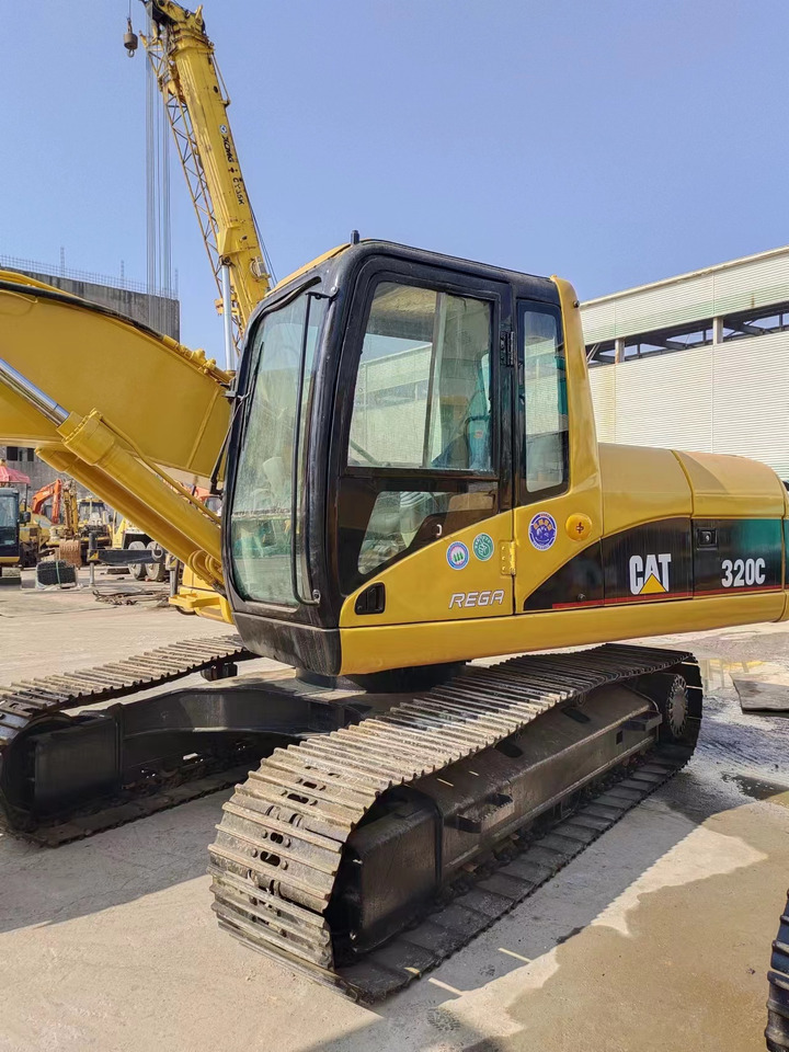 CATERPILLAR 320C - حفار زحاف: صورة 2 CATERPILLAR 320C - حفار زحاف: صورة 2