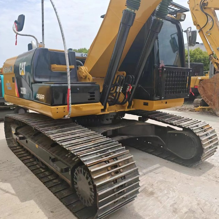 CATERPILLAR 320DL - حفار زحاف: صورة 2 CATERPILLAR 320DL - حفار زحاف: صورة 2