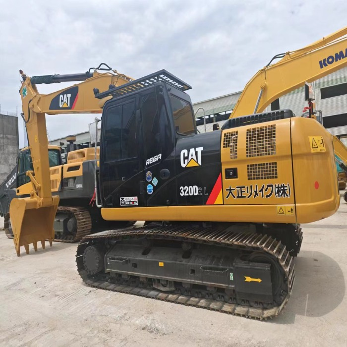 CATERPILLAR 320DL - حفار زحاف: صورة 5 CATERPILLAR 320DL - حفار زحاف: صورة 5