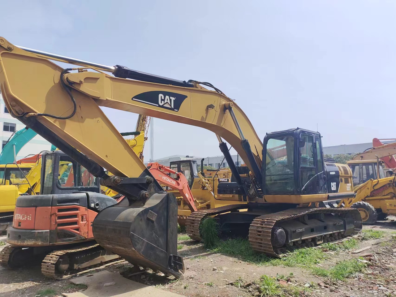 CATERPILLAR 325C - حفار زحاف: صورة 2 CATERPILLAR 325C - حفار زحاف: صورة 2