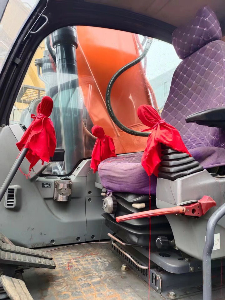 DOOSAN DX225LC - حفار زحاف: صورة 3 DOOSAN DX225LC - حفار زحاف: صورة 3