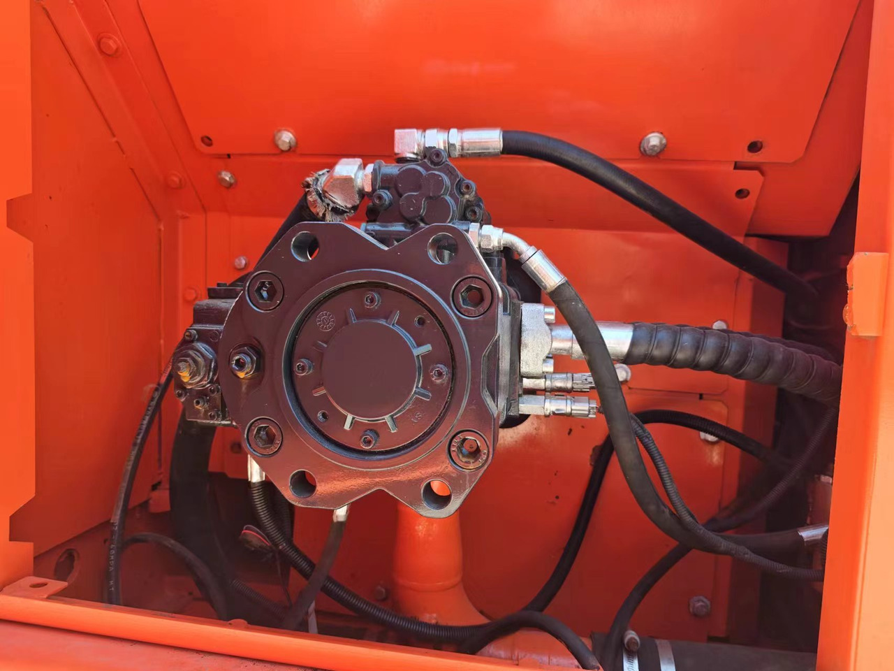 DOOSAN DX300LC-9C - حفار زحاف: صورة 5 DOOSAN DX300LC-9C - حفار زحاف: صورة 5