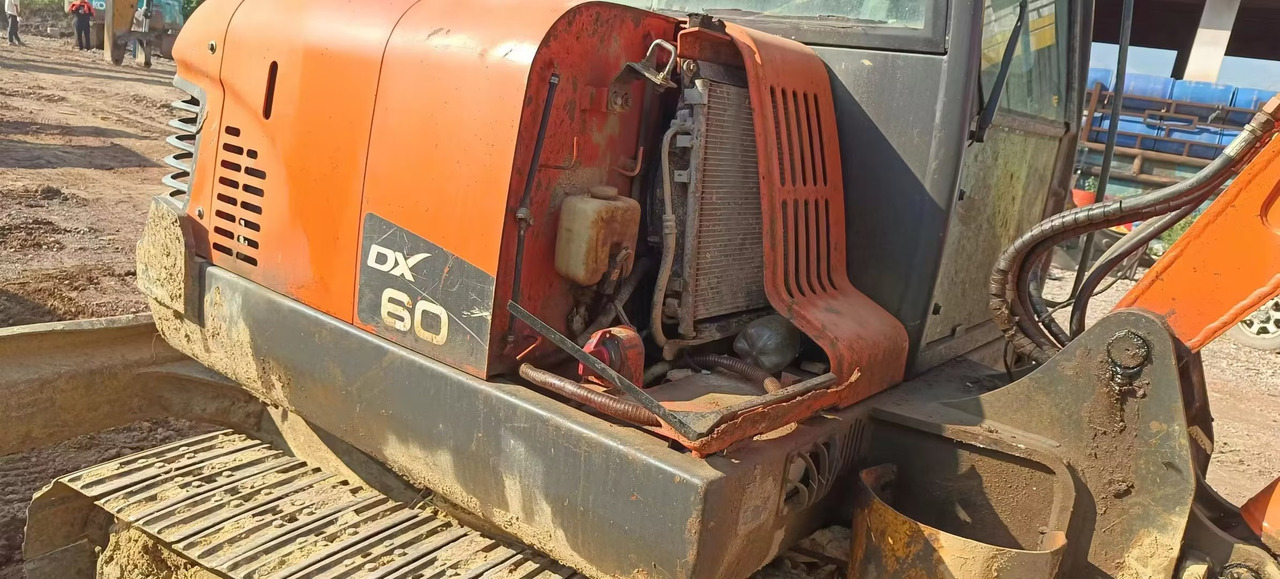 DOOSAN dx60 - حفارة مُصَّغرة: صورة 4 DOOSAN dx60 - حفارة مُصَّغرة: صورة 4