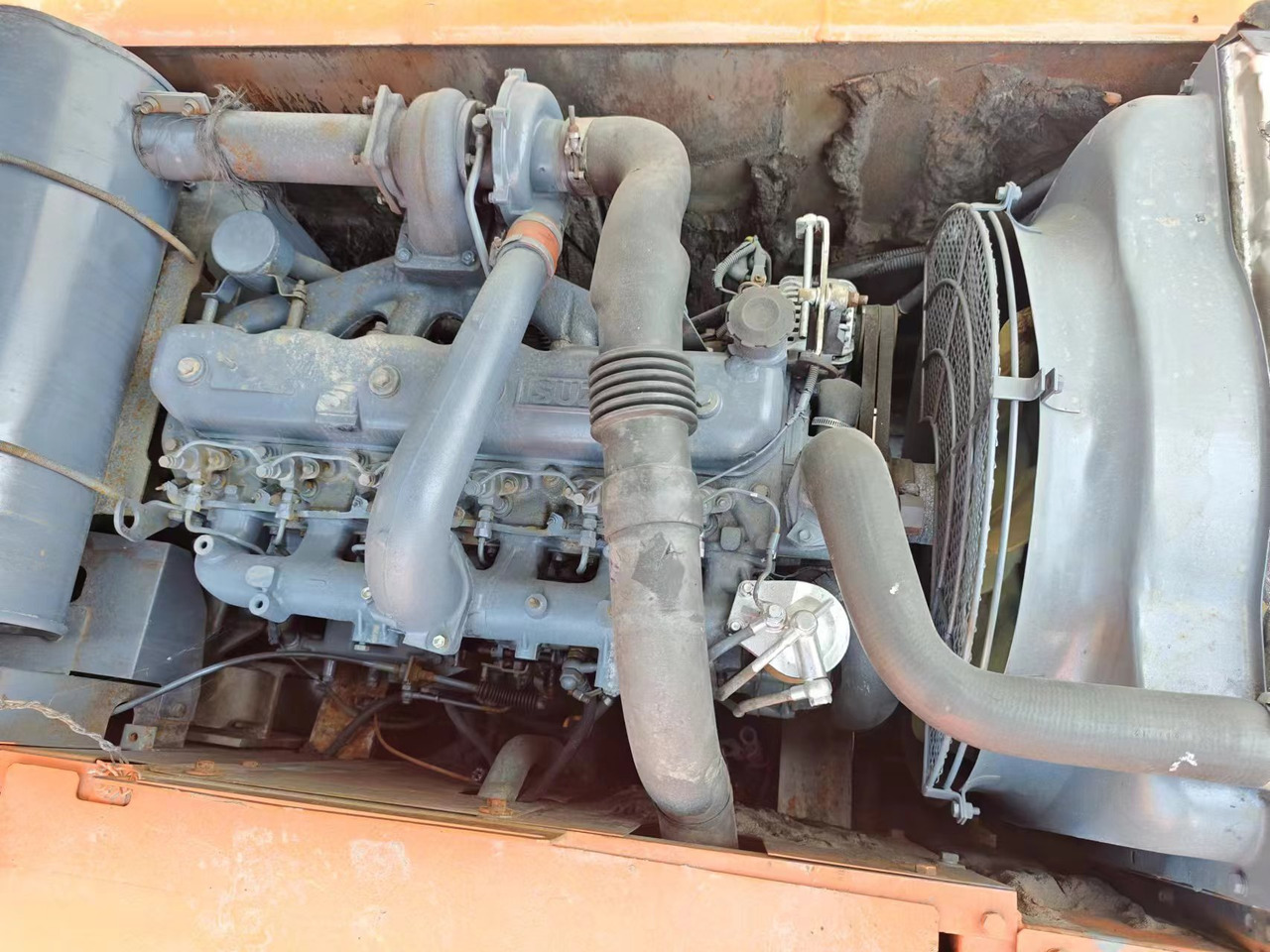 HITACHI EX200-5 - حفار زحاف: صورة 4 HITACHI EX200-5 - حفار زحاف: صورة 4