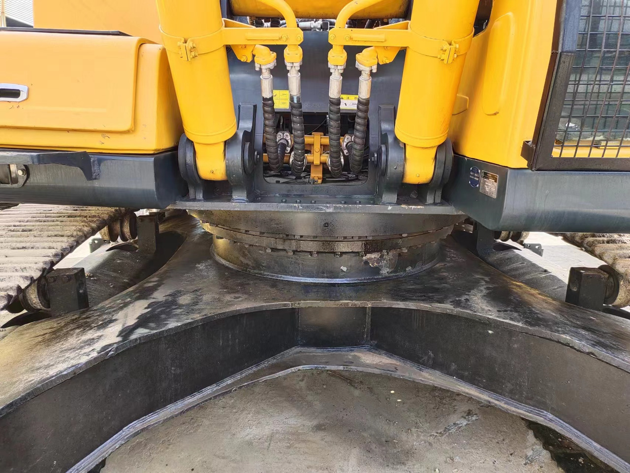 HYUNDAI R385LC-9T R305 R220 - حفار زحاف: صورة 3 HYUNDAI R385LC-9T R305 R220 - حفار زحاف: صورة 3