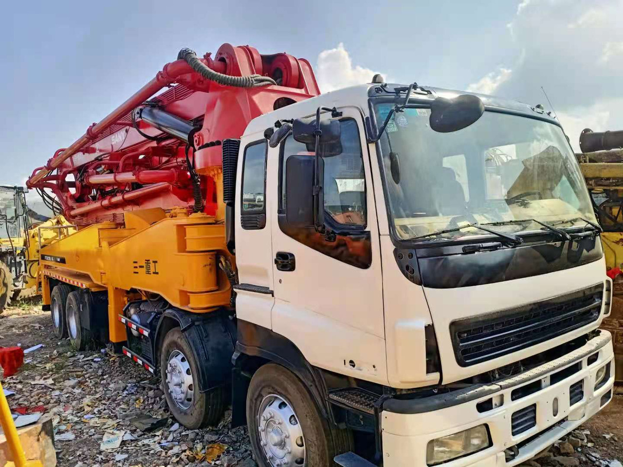 ISUZU 48M - مضخة خرسانة: صورة 2 ISUZU 48M - مضخة خرسانة: صورة 2