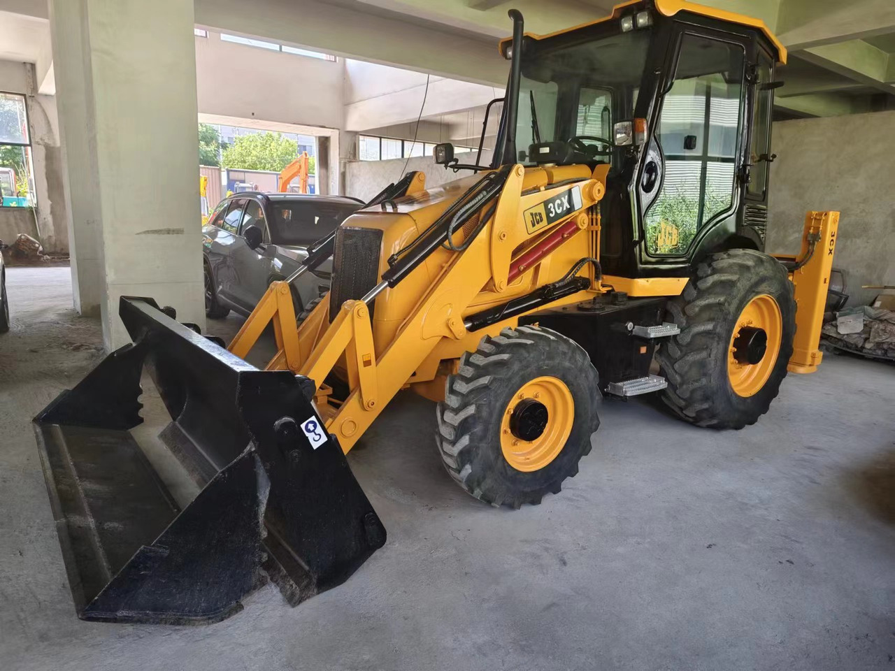 JCB 3CX - جرافة حفار: صورة 1 JCB 3CX - جرافة حفار: صورة 1