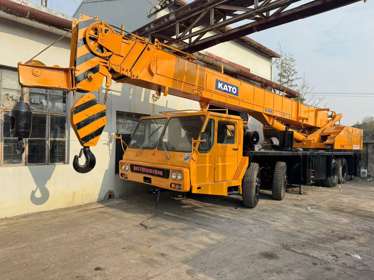 KATO NK400E - موبايل كرين: صورة 1 KATO NK400E - موبايل كرين: صورة 1