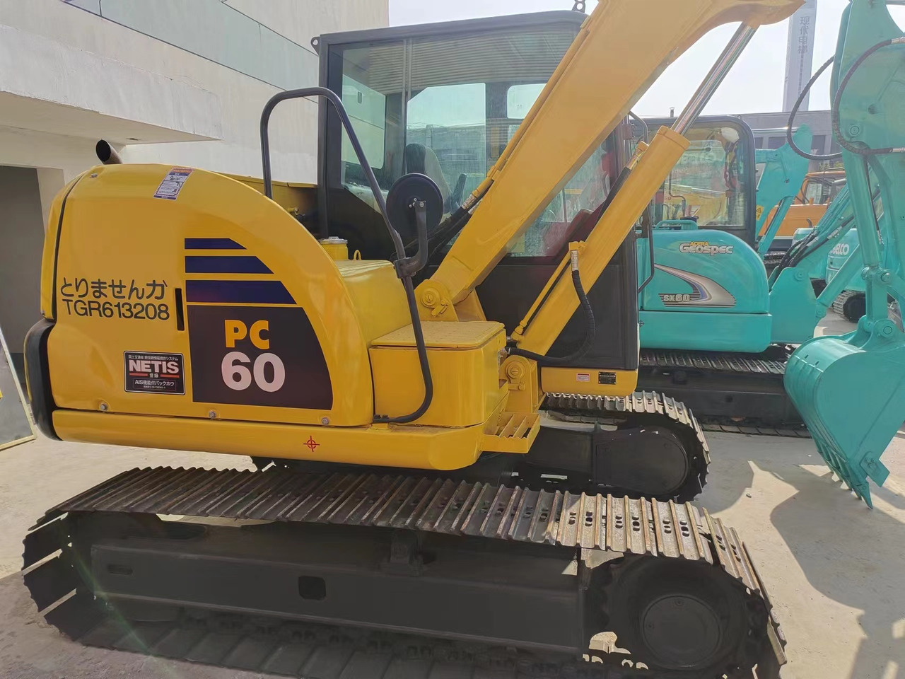 KOBELCO PC60 PC60-8 - حفارة مُصَّغرة: صورة 3 KOBELCO PC60 PC60-8 - حفارة مُصَّغرة: صورة 3