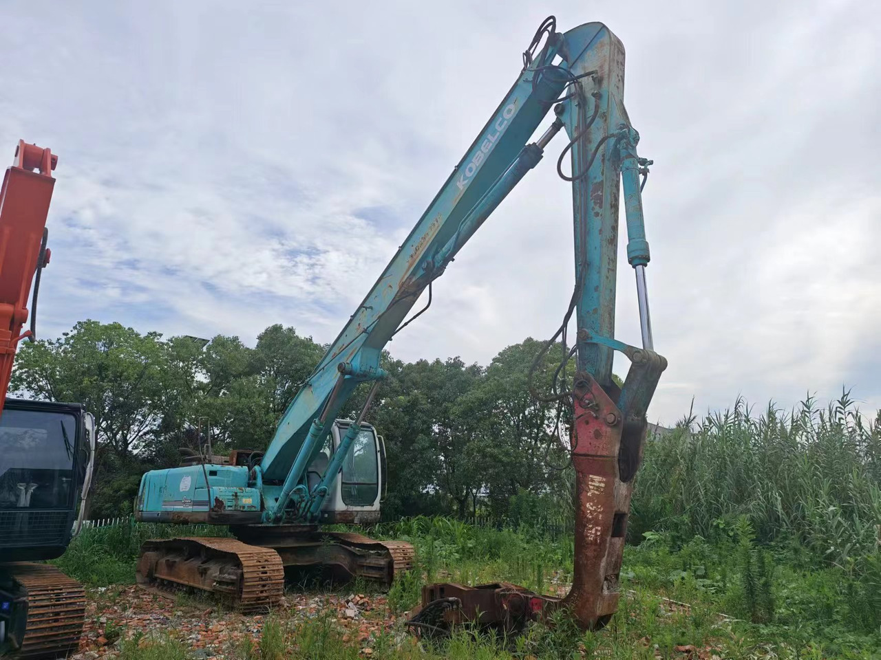 KOBELCO PILE DRIVER SK350LC-8 - حفار زحاف: صورة 1 KOBELCO PILE DRIVER SK350LC-8 - حفار زحاف: صورة 1