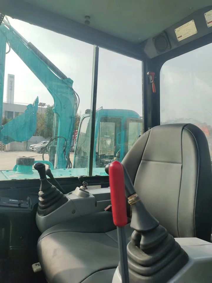 KOBELCO SK60-8 - حفارة مُصَّغرة: صورة 4 KOBELCO SK60-8 - حفارة مُصَّغرة: صورة 4