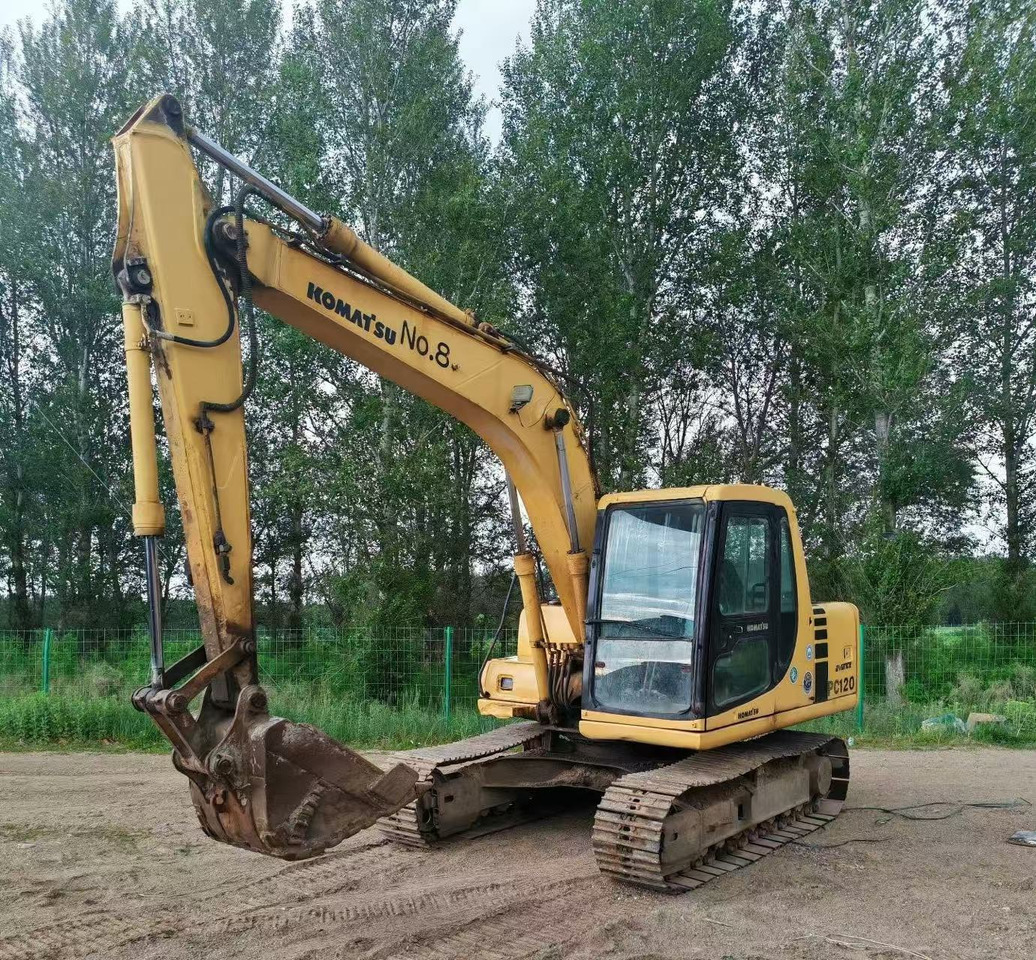 KOMATSU PC120-6 - حفار زحاف: صورة 1 KOMATSU PC120-6 - حفار زحاف: صورة 1