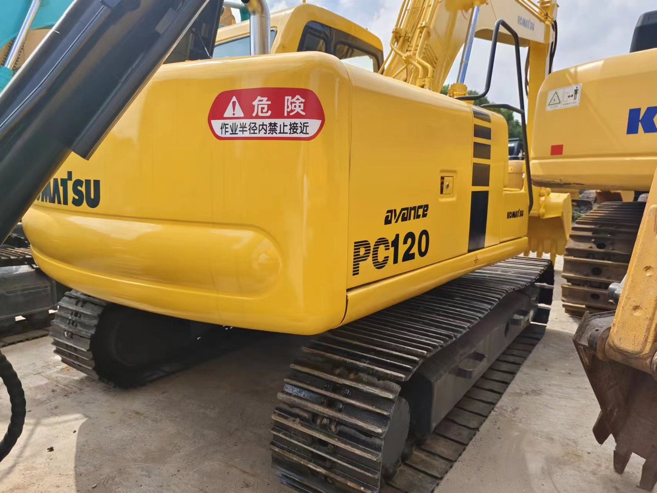 KOMATSU PC120-6 - حفار زحاف: صورة 3 KOMATSU PC120-6 - حفار زحاف: صورة 3