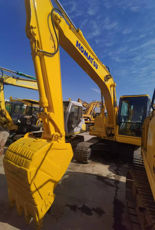 KOMATSU PC130-7 - حفار زحاف: صورة 4 KOMATSU PC130-7 - حفار زحاف: صورة 4