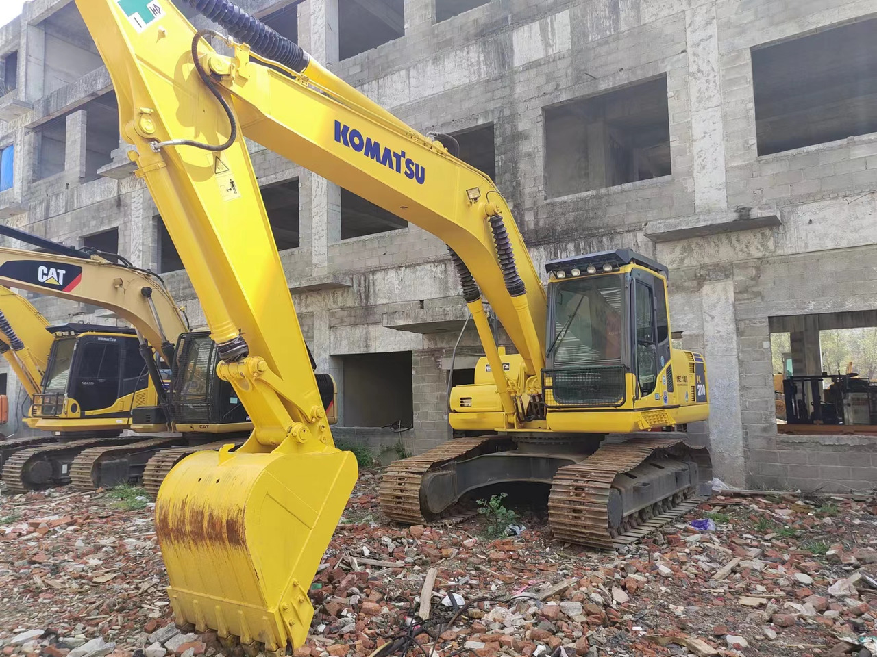 KOMATSU PC200-8 PC200-7 PC220-7 - حفار زحاف: صورة 2 KOMATSU PC200-8 PC200-7 PC220-7 - حفار زحاف: صورة 2