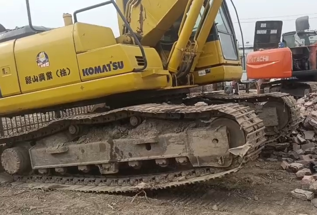 KOMATSU PC200-8N1 - حفار زحاف: صورة 2 KOMATSU PC200-8N1 - حفار زحاف: صورة 2