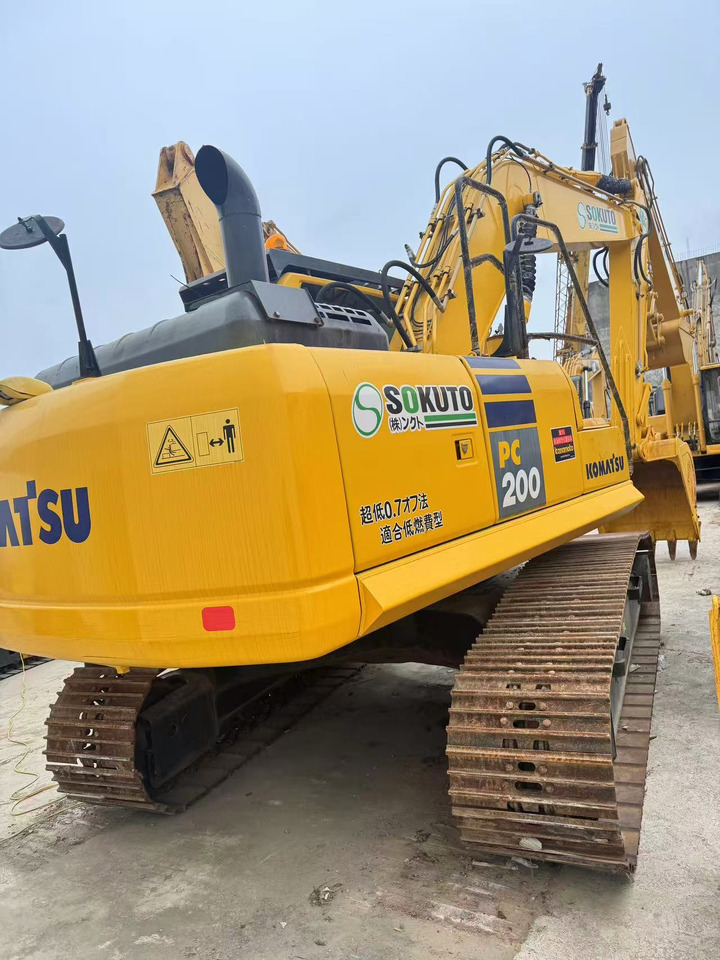 KOMATSU PC200-8N1 - حفار زحاف: صورة 2 KOMATSU PC200-8N1 - حفار زحاف: صورة 2