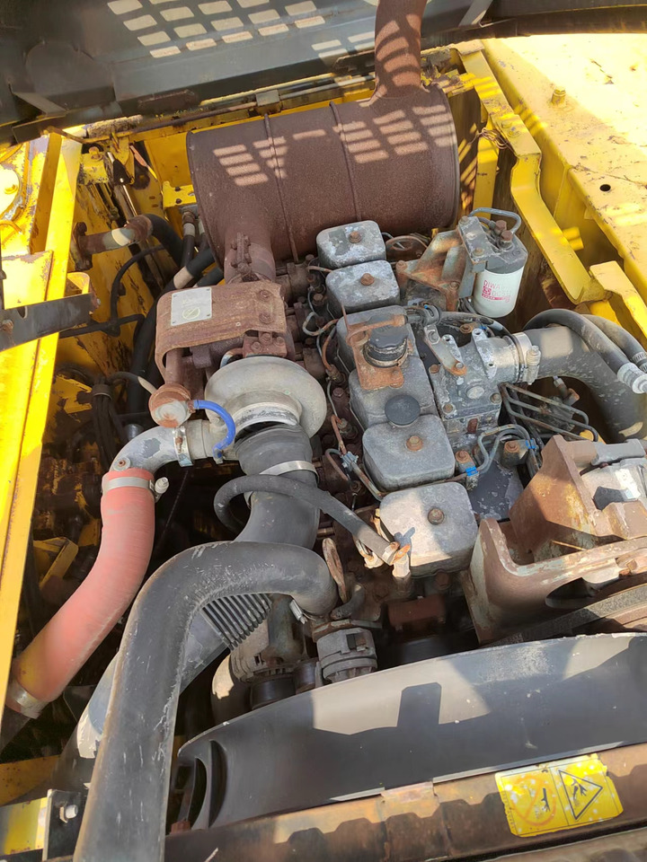 KOMATSU PC220-7 PC200-7 - حفار زحاف: صورة 5 KOMATSU PC220-7 PC200-7 - حفار زحاف: صورة 5