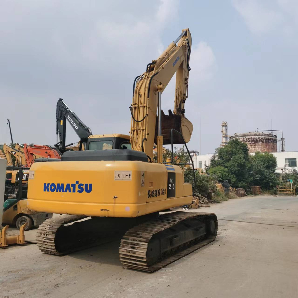 KOMATSU PC220-7 PC200-7 - حفار زحاف: صورة 2 KOMATSU PC220-7 PC200-7 - حفار زحاف: صورة 2