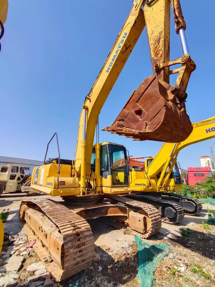 KOMATSU PC300-7 - حفار زحاف: صورة 2 KOMATSU PC300-7 - حفار زحاف: صورة 2