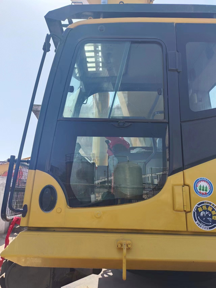 KOMATSU PC450-8 - حفار زحاف: صورة 3 KOMATSU PC450-8 - حفار زحاف: صورة 3