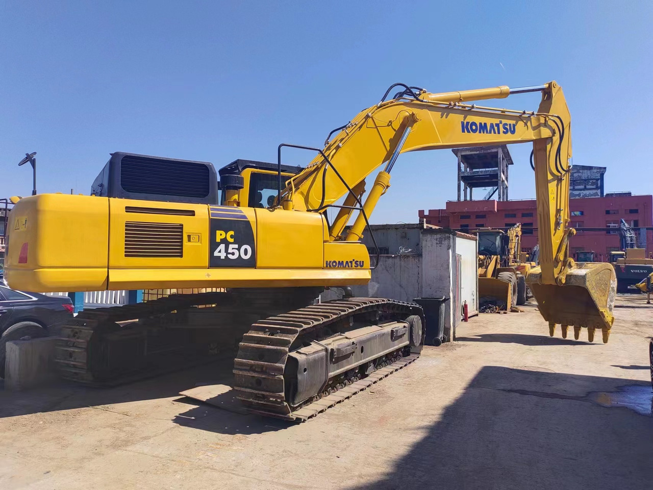 KOMATSU PC450-8 - حفار زحاف: صورة 1 KOMATSU PC450-8 - حفار زحاف: صورة 1