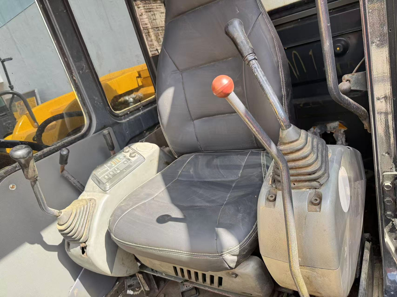 KOMATSU PC60-7 - حفارة مُصَّغرة: صورة 4 KOMATSU PC60-7 - حفارة مُصَّغرة: صورة 4