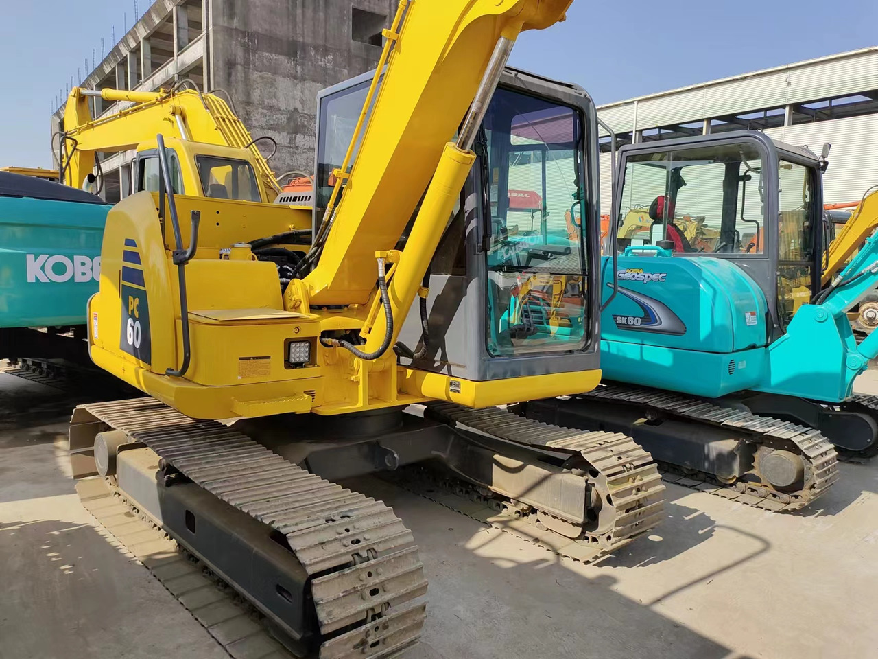 KOMATSU PC60-8 - حفارة مُصَّغرة: صورة 2 KOMATSU PC60-8 - حفارة مُصَّغرة: صورة 2