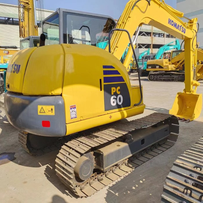 KOMATSU PC60-8 - حفارة مُصَّغرة: صورة 4 KOMATSU PC60-8 - حفارة مُصَّغرة: صورة 4