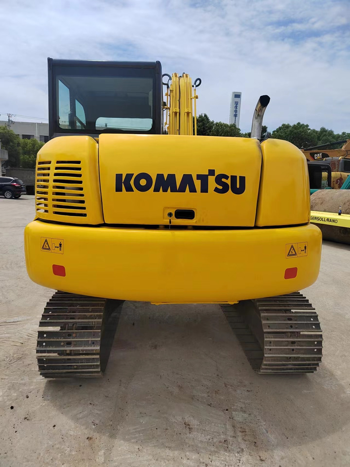 KOMATSU PC70-8 - حفار زحاف: صورة 3 KOMATSU PC70-8 - حفار زحاف: صورة 3