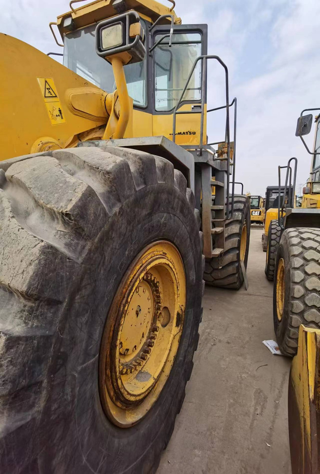 اللودر بعجل KOMATSU WA600-3: صورة 6