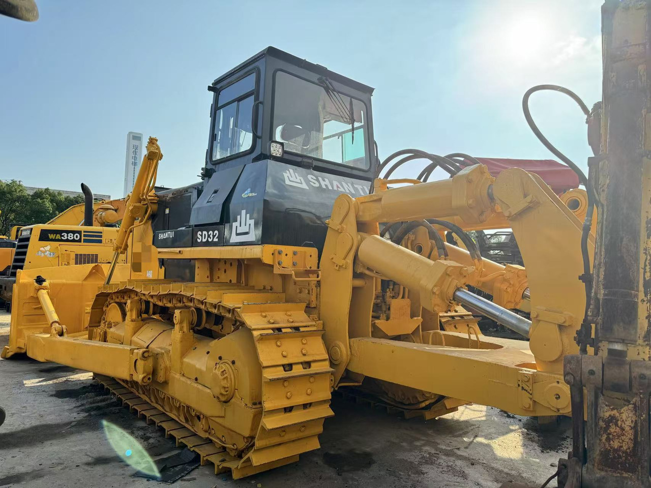 SHANTUI SD32 - جرافة: صورة 1 SHANTUI SD32 - جرافة: صورة 1