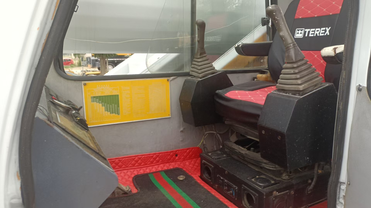 TEREX TTC070G   70ton - موبايل كرين: صورة 4 TEREX TTC070G   70ton - موبايل كرين: صورة 4