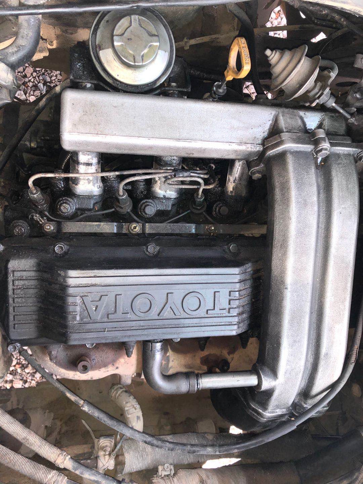 TOYOTA 1HZ DIESEL - محرك - حافلة سوبربان: صورة 3 TOYOTA 1HZ DIESEL - محرك - حافلة سوبربان: صورة 3