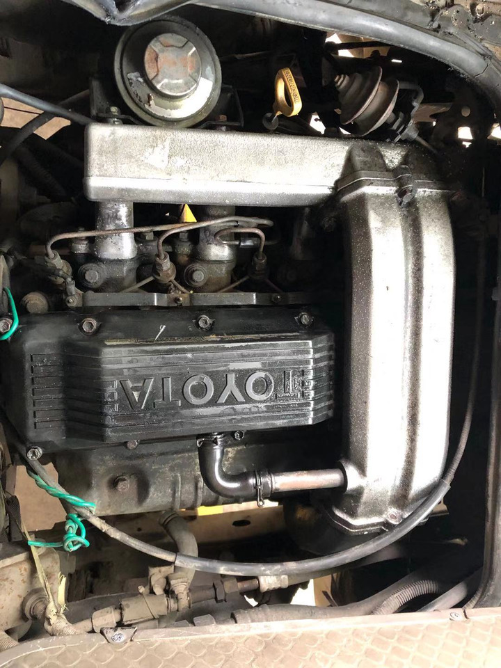 TOYOTA 1HZ DIESEL - محرك - حافلة سوبربان: صورة 5 TOYOTA 1HZ DIESEL - محرك - حافلة سوبربان: صورة 5
