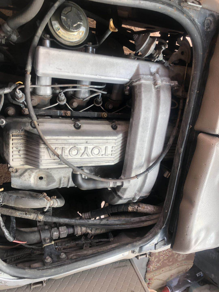 TOYOTA 1HZ DIESEL - محرك - حافلة سوبربان: صورة 2 TOYOTA 1HZ DIESEL - محرك - حافلة سوبربان: صورة 2