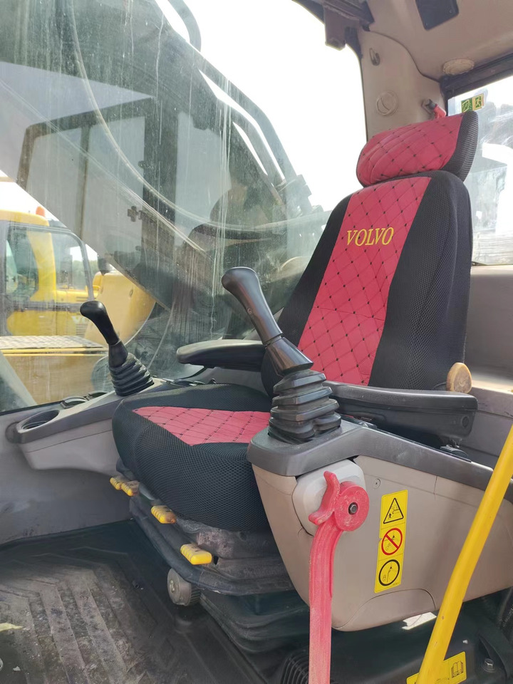 VOLVO EC480DL - حفار زحاف: صورة 4 VOLVO EC480DL - حفار زحاف: صورة 4
