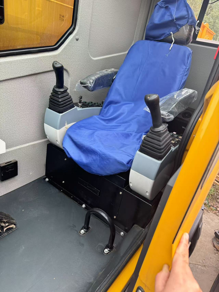 XCMG 70tons crane QY70K QY70 - موبايل كرين: صورة 5 XCMG 70tons crane QY70K QY70 - موبايل كرين: صورة 5