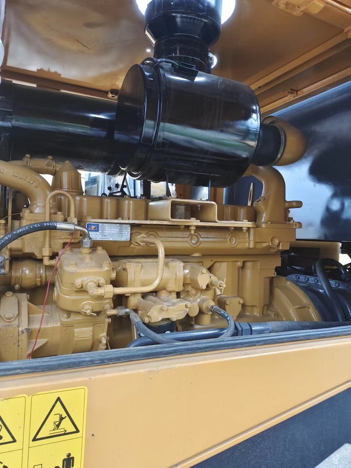 XCMG LW500KV - اللودر بعجل: صورة 5 XCMG LW500KV - اللودر بعجل: صورة 5