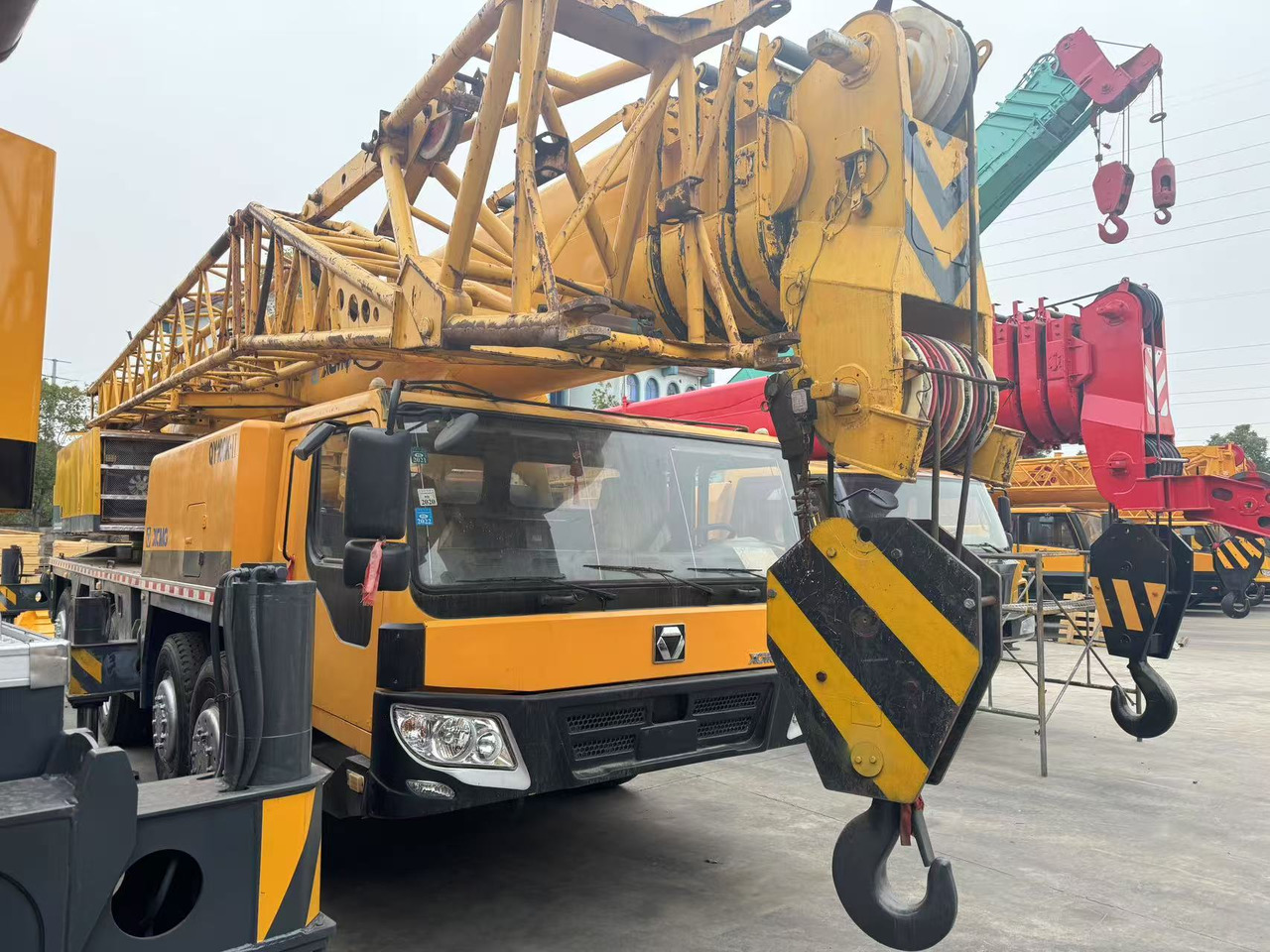 XCMG QY100K 100tons QY100K-2 - موبايل كرين: صورة 3 XCMG QY100K 100tons QY100K-2 - موبايل كرين: صورة 3