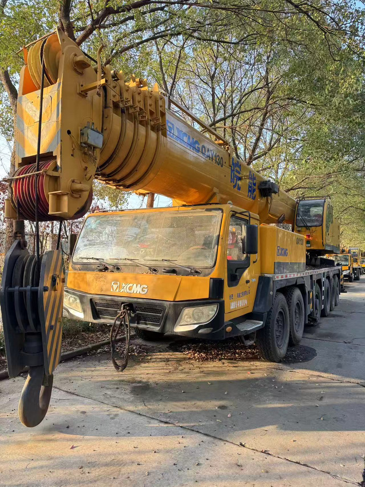 XCMG QY130K - موبايل كرين: صورة 1 XCMG QY130K - موبايل كرين: صورة 1