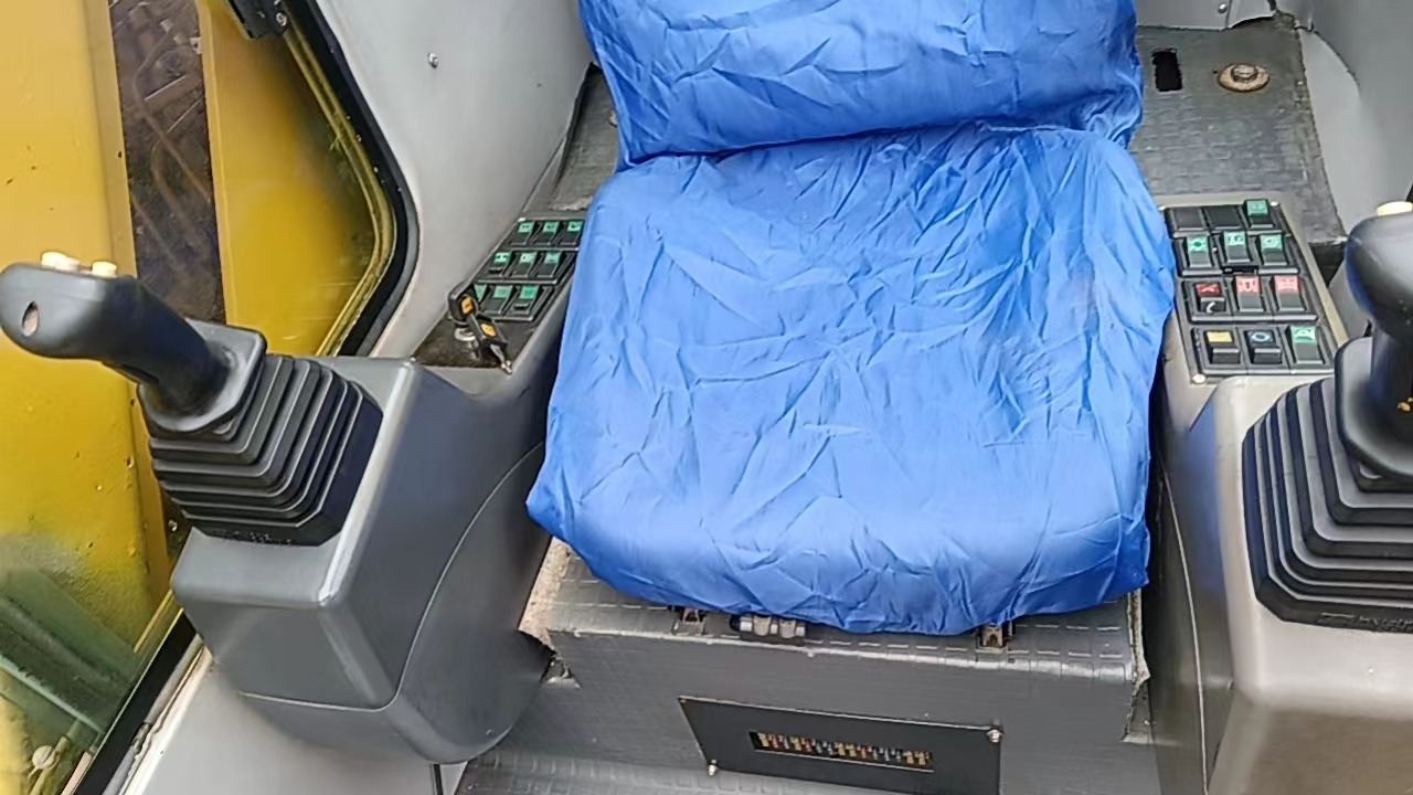 XCMG QY55K QY50K QY70K QY100K original XCMG made in China - موبايل كرين: صورة 4 XCMG QY55K QY50K QY70K QY100K original XCMG made in China - موبايل كرين: صورة 4